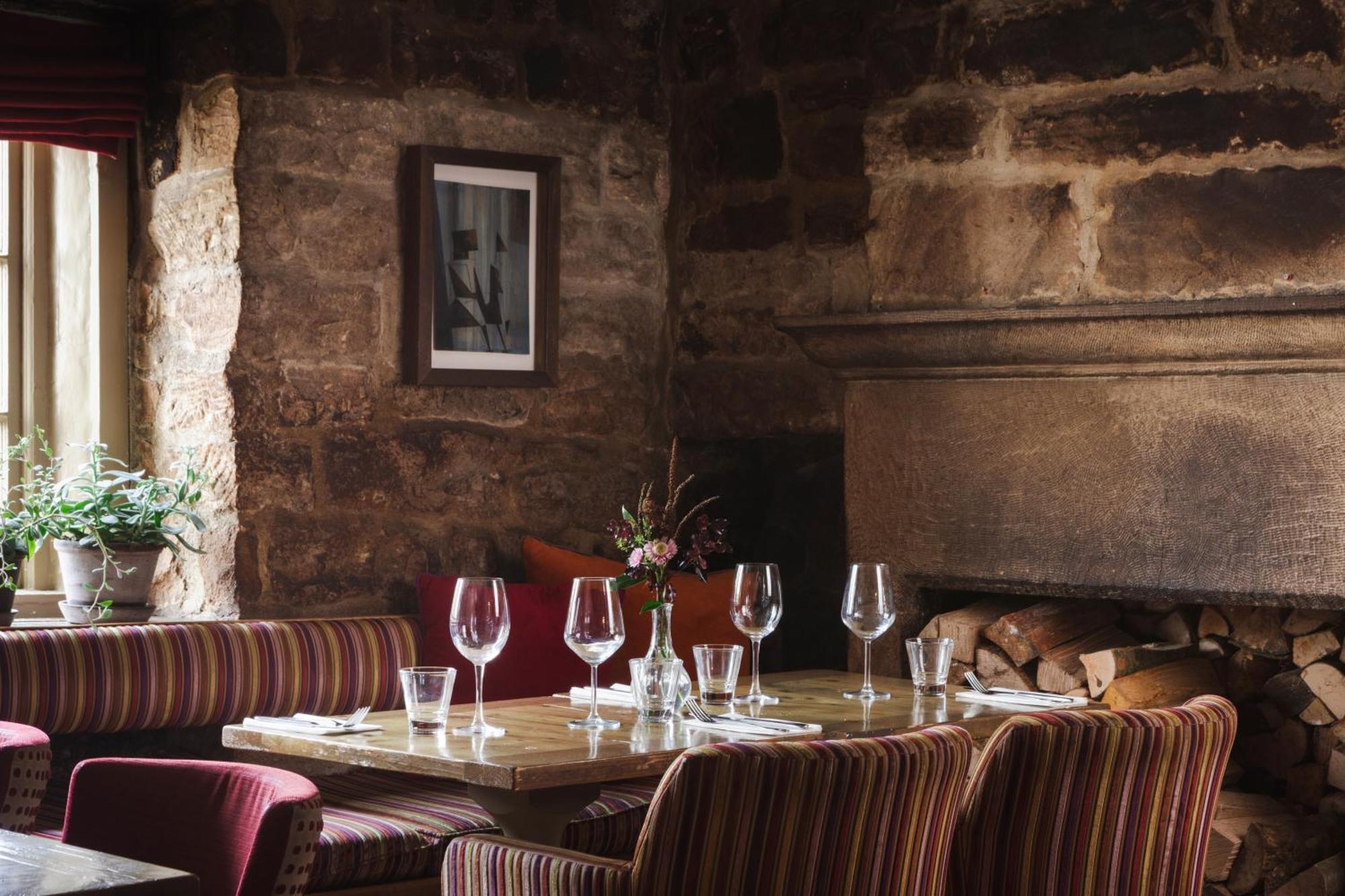 The Beeley Inn - Chatsworth Exterior photo