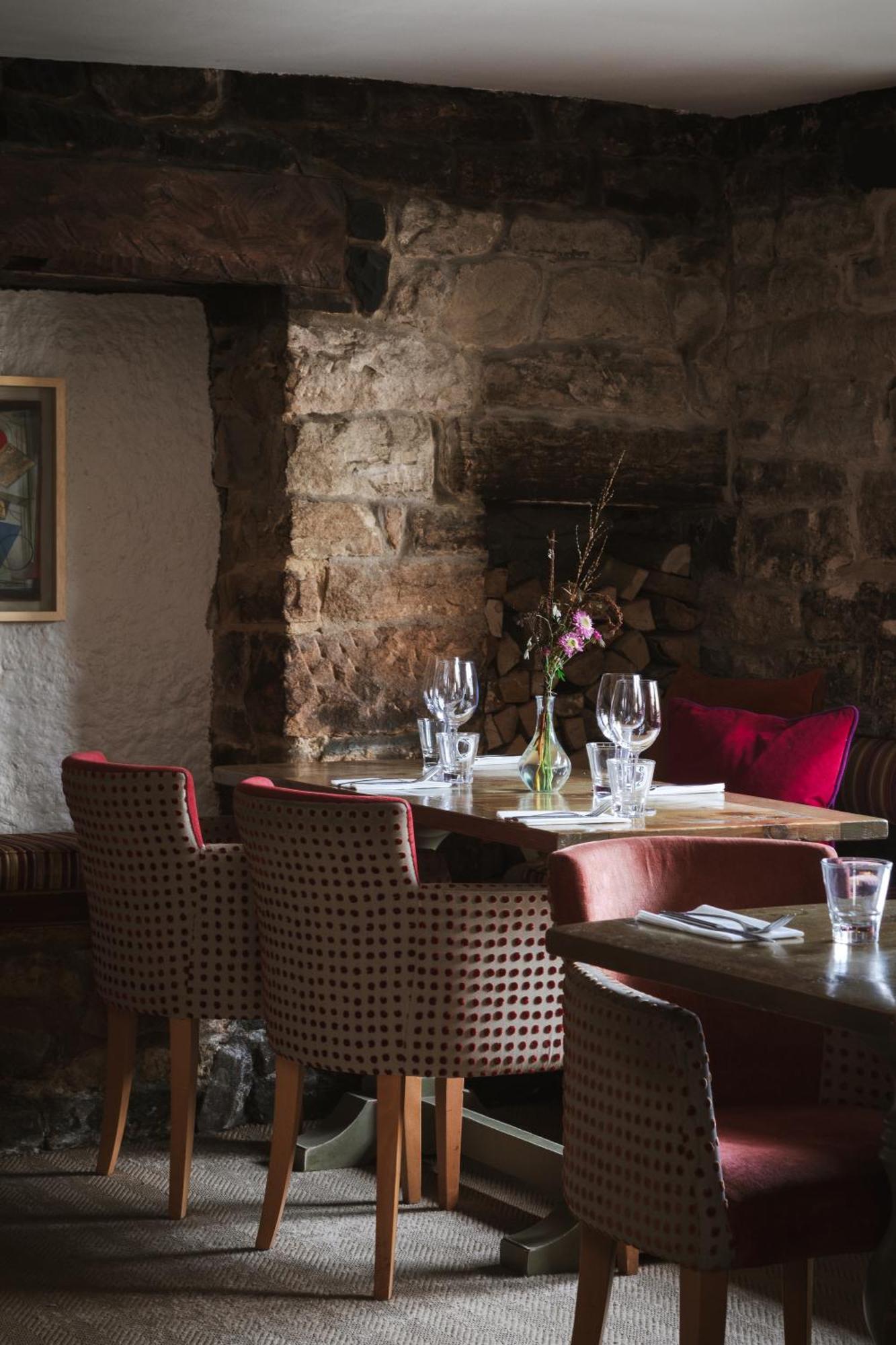 The Beeley Inn - Chatsworth Exterior photo